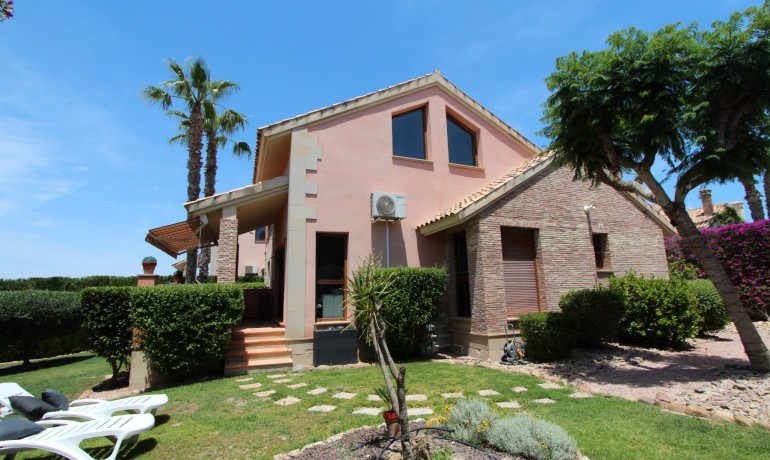 Venta - Villa -
Algorfa - La Finca Golf Resort
