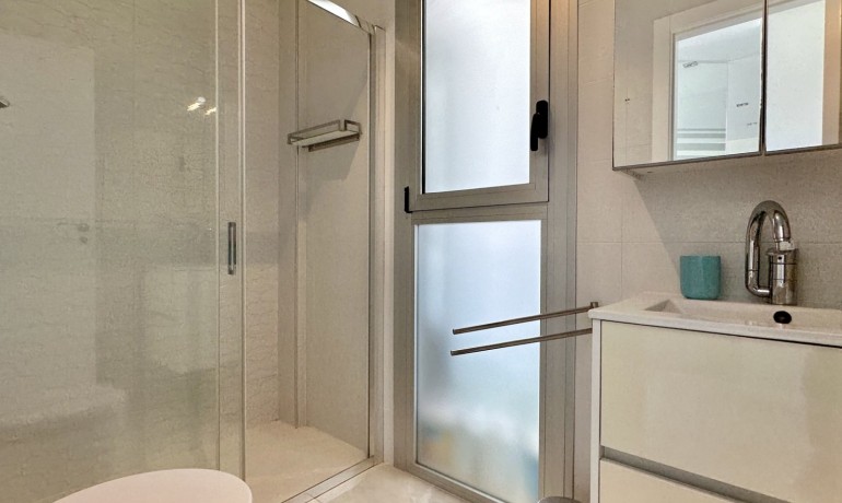 Herverkoop - Villa -
Orihuela Costa* - Orihuela costa