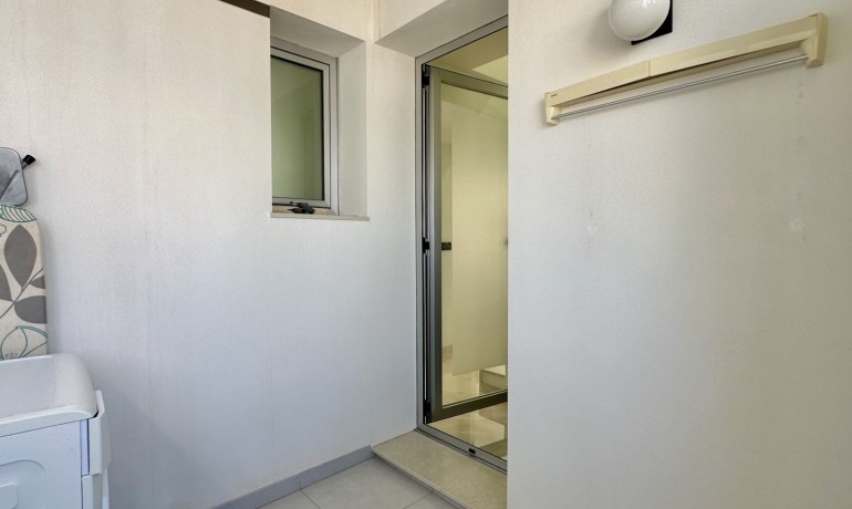 Herverkoop - Villa -
Orihuela Costa* - Orihuela costa