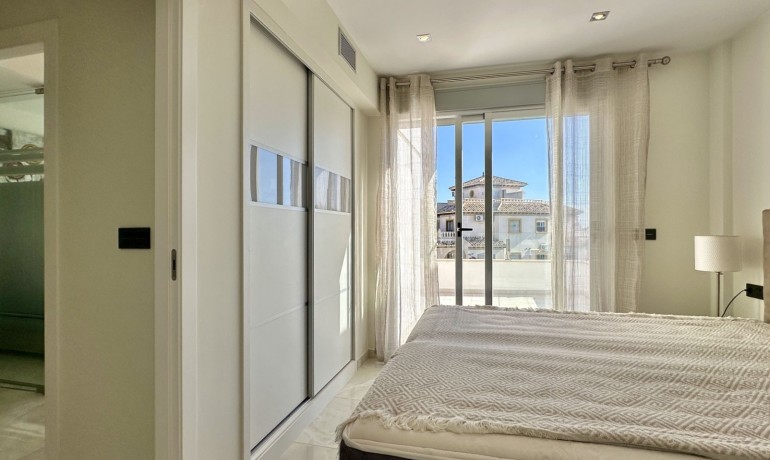 Herverkoop - Villa -
Orihuela Costa* - Orihuela costa