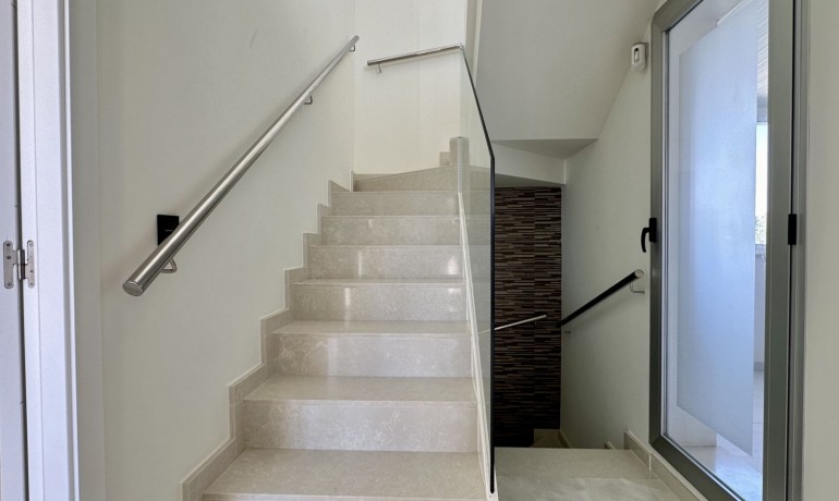 Herverkoop - Villa -
Orihuela Costa* - Orihuela costa