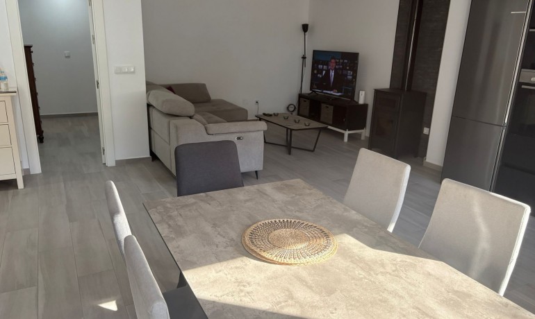 Herverkoop - Huis -
Algorfa* - Montemar