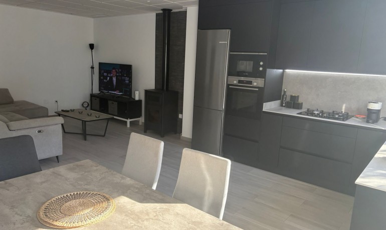 Herverkoop - Huis -
Algorfa* - Montemar