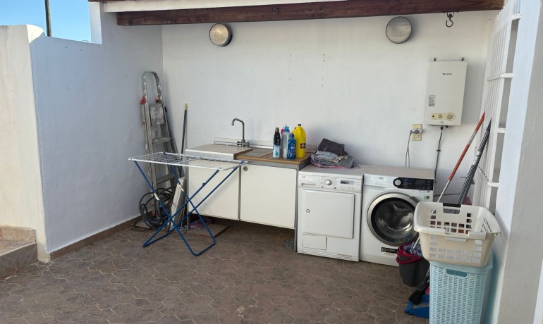 Herverkoop - Huis -
Algorfa* - Montemar