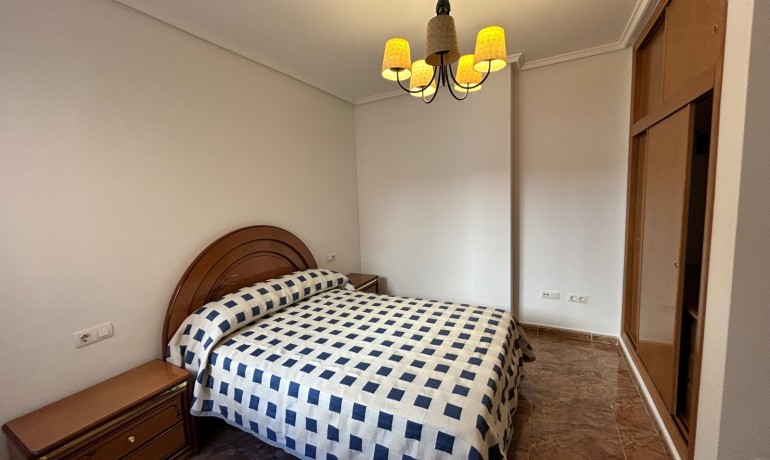 Herverkoop - Appartement / Flat -
Jacarilla - pueblo