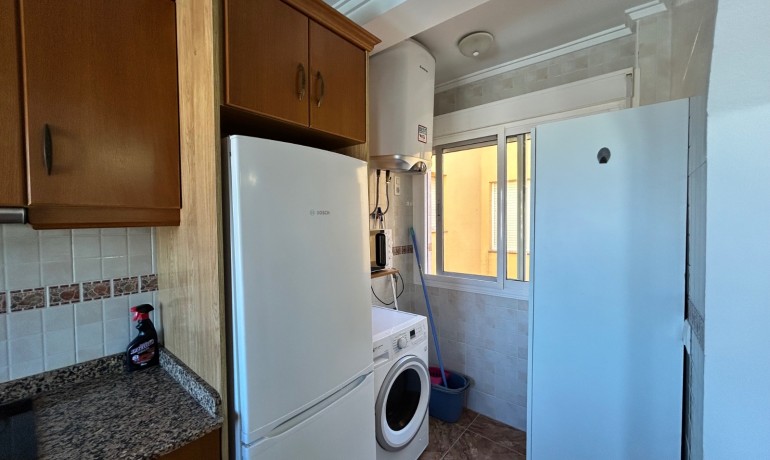 Herverkoop - Appartement / Flat -
Jacarilla - pueblo