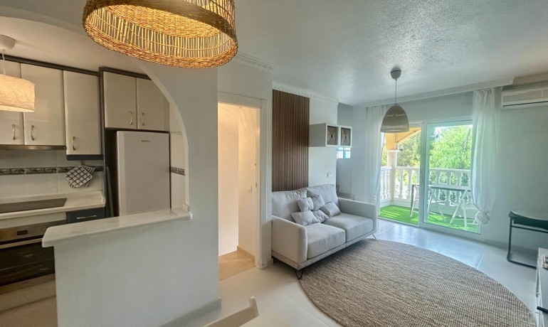 Herverkoop - Huis -
Algorfa - Montemar