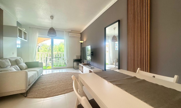 Herverkoop - Huis -
Algorfa - Montemar