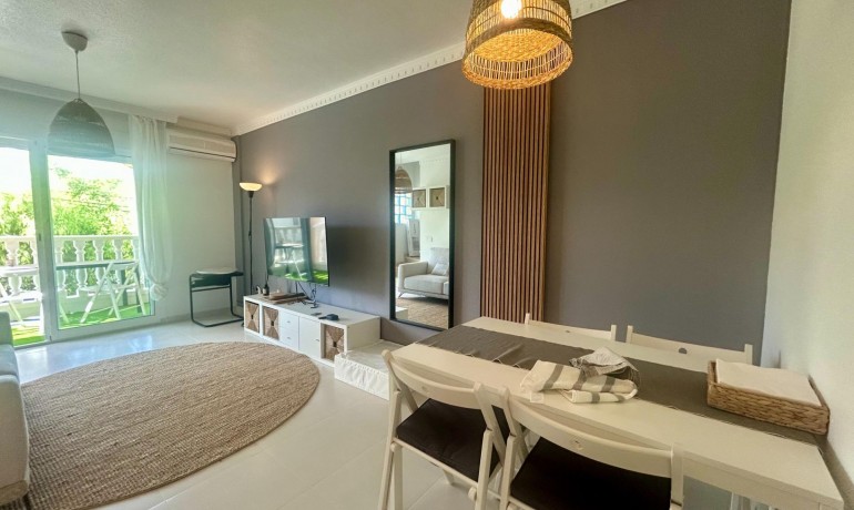 Herverkoop - Huis -
Algorfa - Montemar