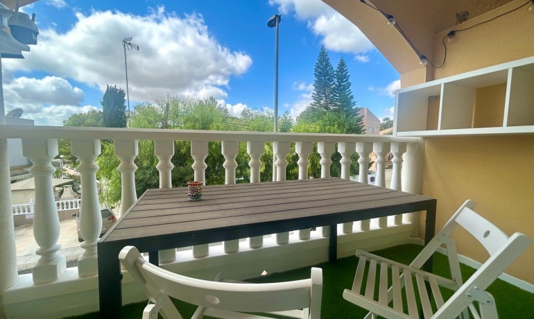 Herverkoop - Huis -
Algorfa - Montemar