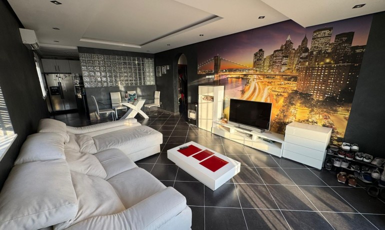 Herverkoop - Villa -
Torrevieja* - San luis