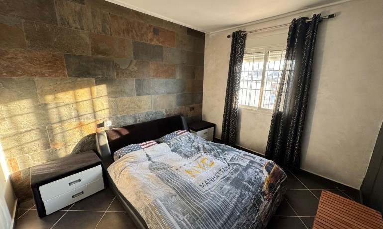 Herverkoop - Villa -
Torrevieja* - San luis