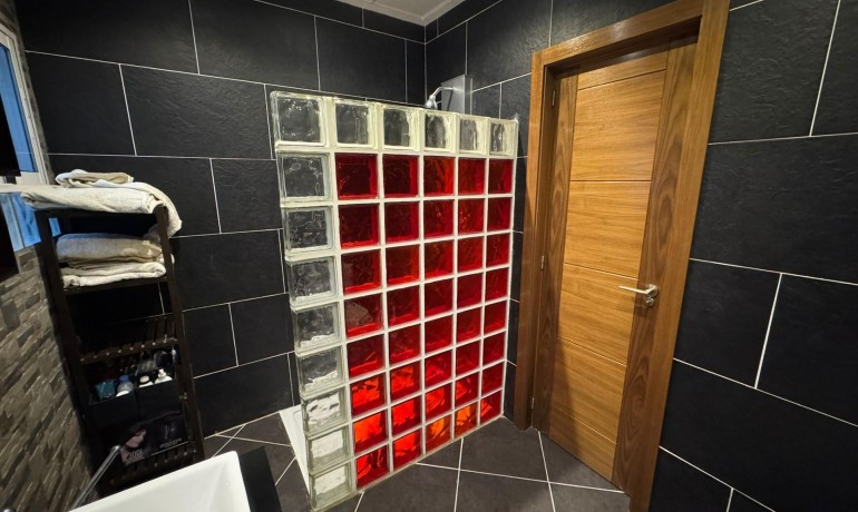 Herverkoop - Villa -
Torrevieja* - San luis