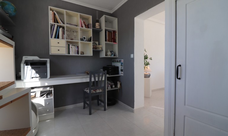 Herverkoop - Villa -
Algorfa* - Lomas de La Juliana