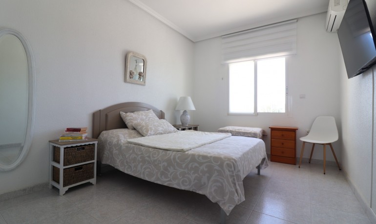 Herverkoop - Villa -
Algorfa* - Lomas de La Juliana