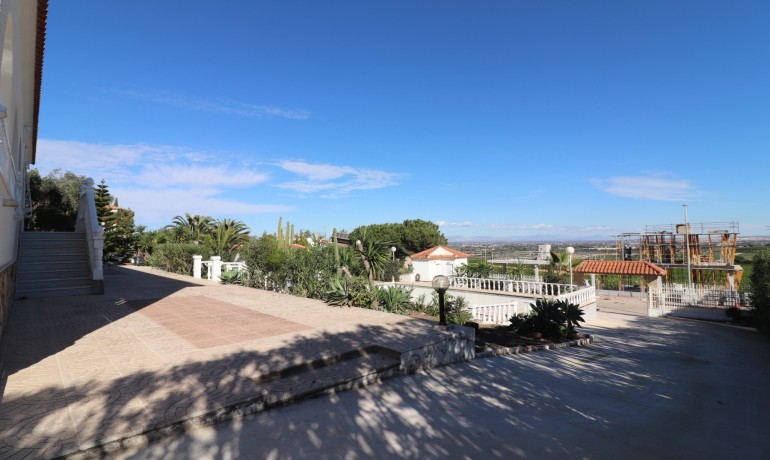 Herverkoop - Villa -
Algorfa* - Lomas de La Juliana