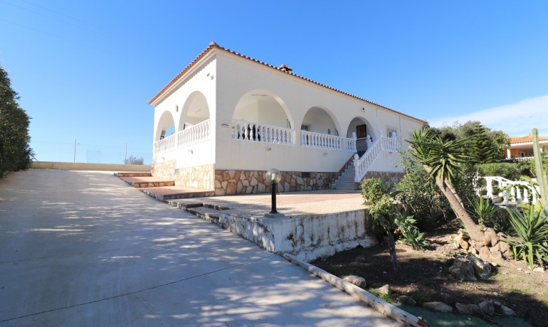 Herverkoop - Villa -
Algorfa* - Lomas de La Juliana