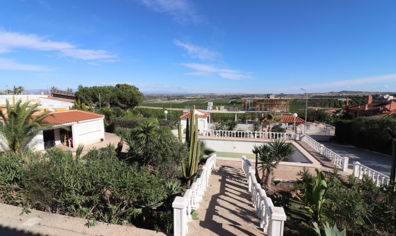 Herverkoop - Villa -
Algorfa* - Lomas de La Juliana