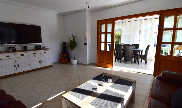 Herverkoop - Villa -
Orihuela Costa* - Los Balcones