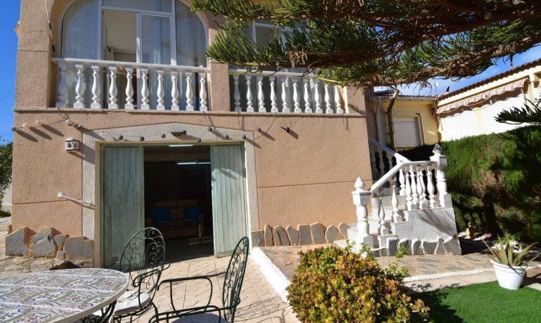 Herverkoop - Villa -
Orihuela Costa* - Los Balcones