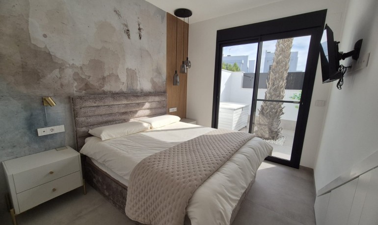 Herverkoop - Villa -
Santiago de La Ribera - Santiago de La Ribera - Town