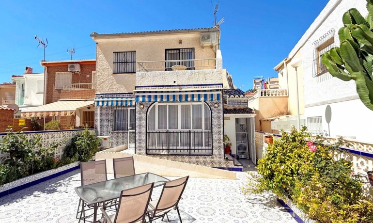 Herverkoop - Appartement / Flat -
Torrevieja* - Torrelamata - La Mata