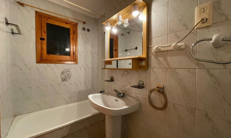 Herverkoop - Appartement / Flat -
Torrevieja* - Estacion de autobuses