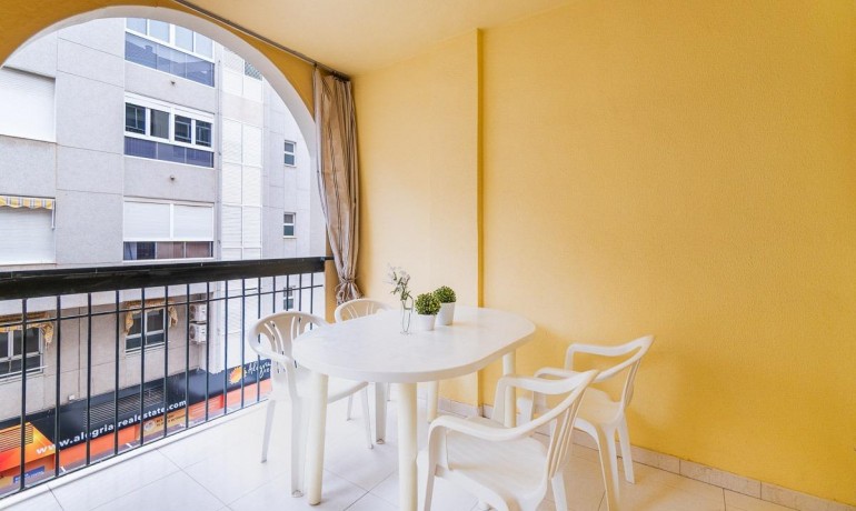 Herverkoop - Appartement / Flat -
Torrevieja* - Playa del cura