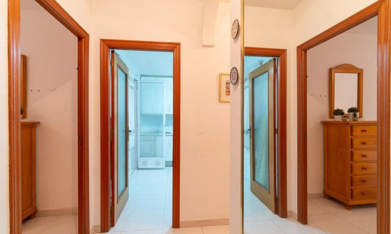 Herverkoop - Appartement / Flat -
Torrevieja* - Playa del cura