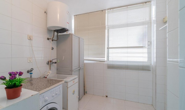 Herverkoop - Appartement / Flat -
Torrevieja* - Playa del cura