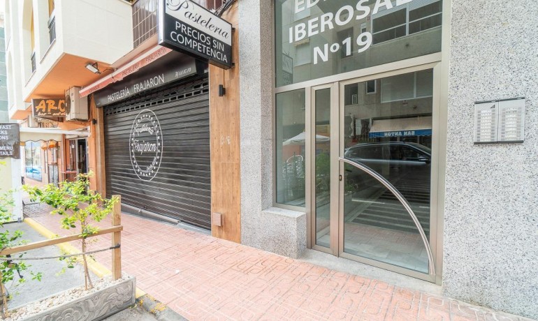 Herverkoop - Appartement / Flat -
Torrevieja* - Playa del cura