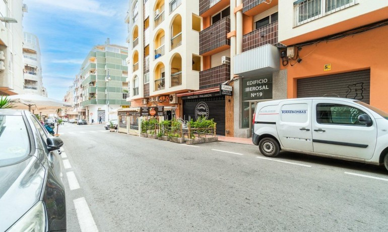 Herverkoop - Appartement / Flat -
Torrevieja* - Playa del cura