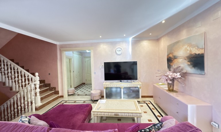 Herverkoop - Villa -
Orihuela Costa* - Cabo Roig