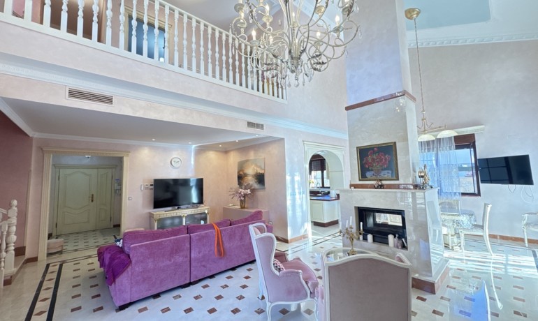 Herverkoop - Villa -
Orihuela Costa* - Cabo Roig