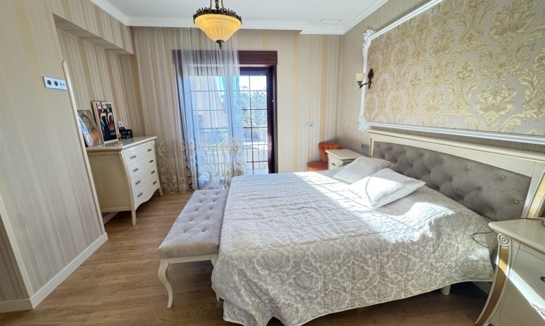 Herverkoop - Villa -
Orihuela Costa* - Cabo Roig