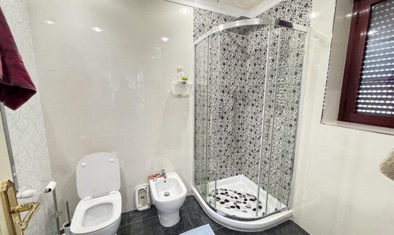 Herverkoop - Villa -
Orihuela Costa* - Cabo Roig