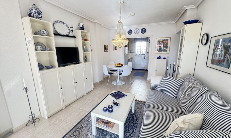 Sale - Apartment / Flat -
Los Altos