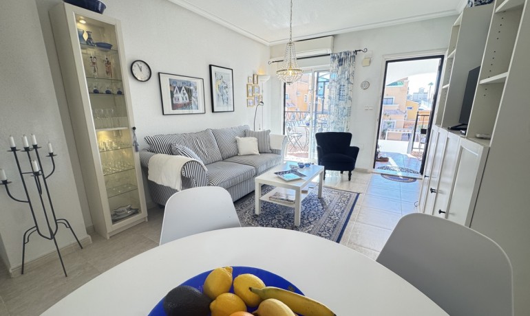 Sale - Apartment / Flat -
Los Altos