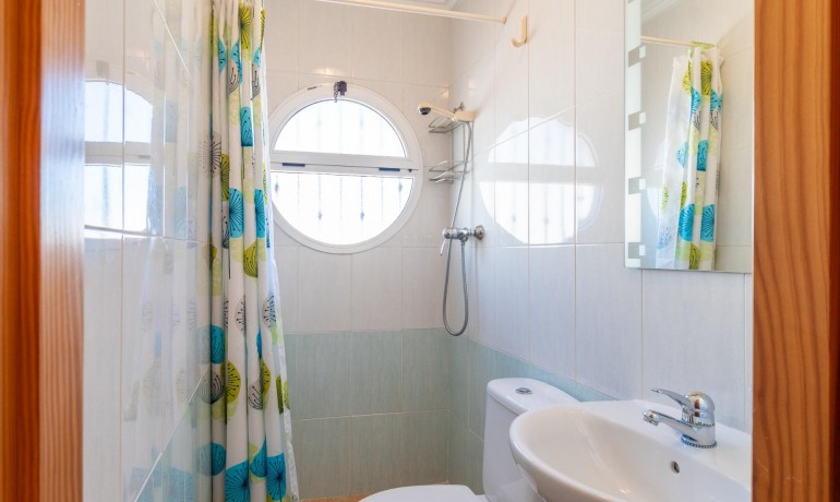 Herverkoop - Villa -
Orihuela Costa* - Playa Flamenca