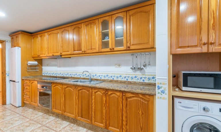 Herverkoop - Appartement / Flat -
Torrevieja* - Centro