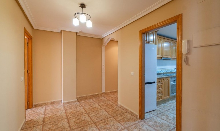 Herverkoop - Appartement / Flat -
Torrevieja* - Centro