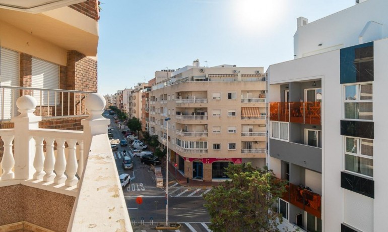 Herverkoop - Appartement / Flat -
Torrevieja* - Centro
