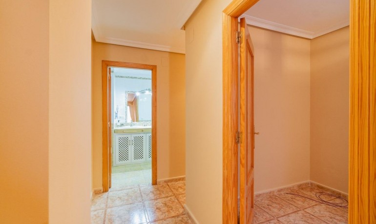 Herverkoop - Appartement / Flat -
Torrevieja* - Centro