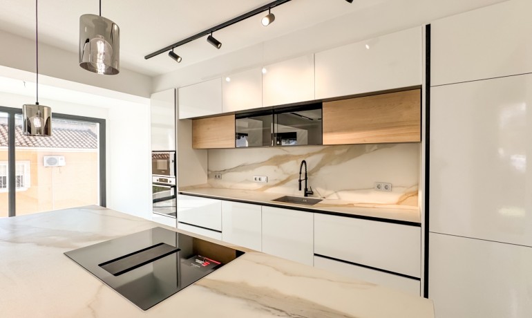 Herverkoop - Villa -
Torrevieja* - Los Balcones