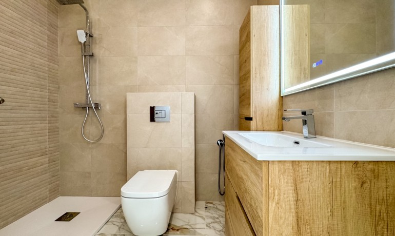 Herverkoop - Villa -
Torrevieja* - Los Balcones