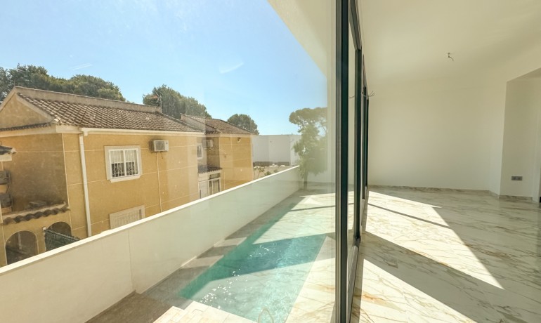 Herverkoop - Villa -
Torrevieja* - Los Balcones