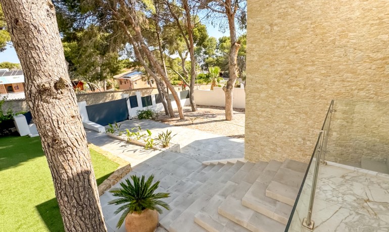 Herverkoop - Villa -
Torrevieja* - Los Balcones