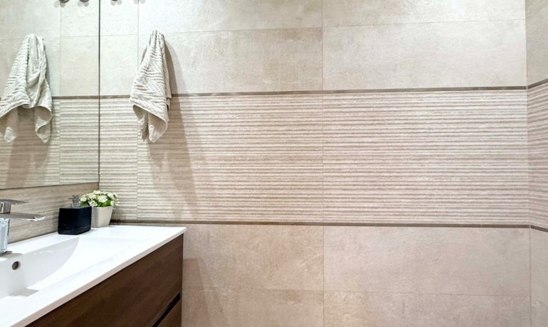 Herverkoop - Villa -
Orihuela Costa* - Villamartin*