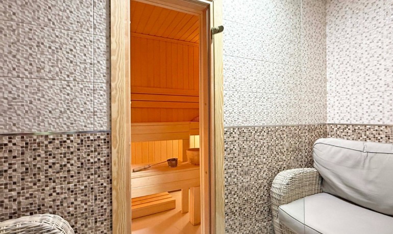 Herverkoop - Villa -
Orihuela Costa* - Villamartin*