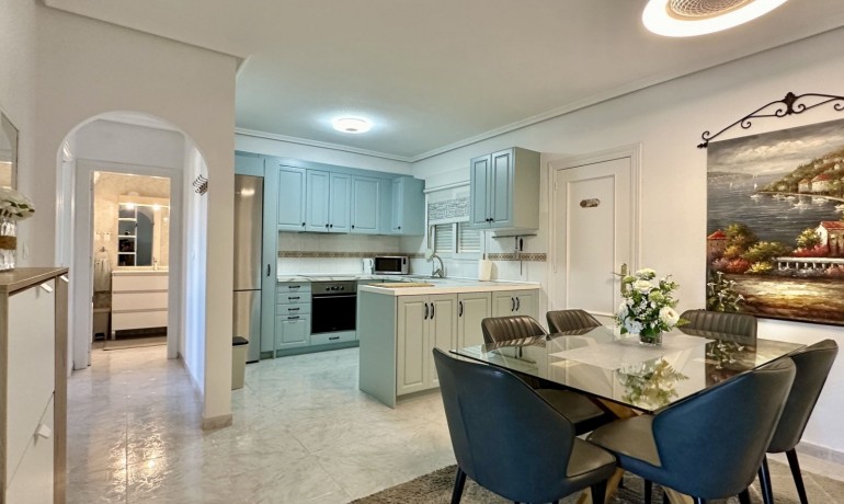 Herverkoop - Appartement / Flat -
Orihuela - Playa Flamenca